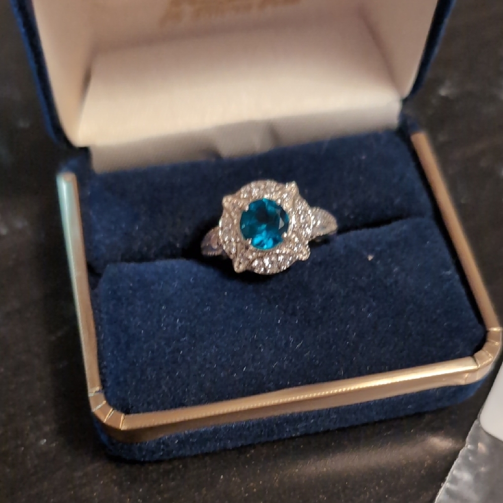 925Silver And Green pariaba Topaz Ring Sz 7